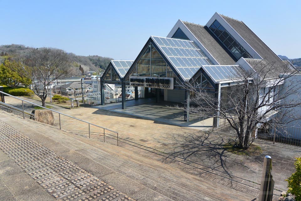 神戸電鉄神鉄道場駅（西側）