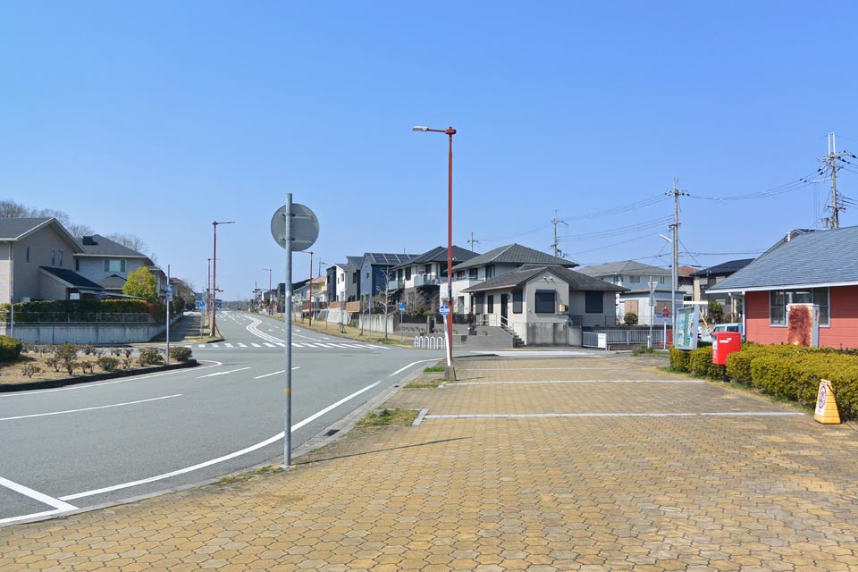 神戸電鉄神鉄道場駅前
