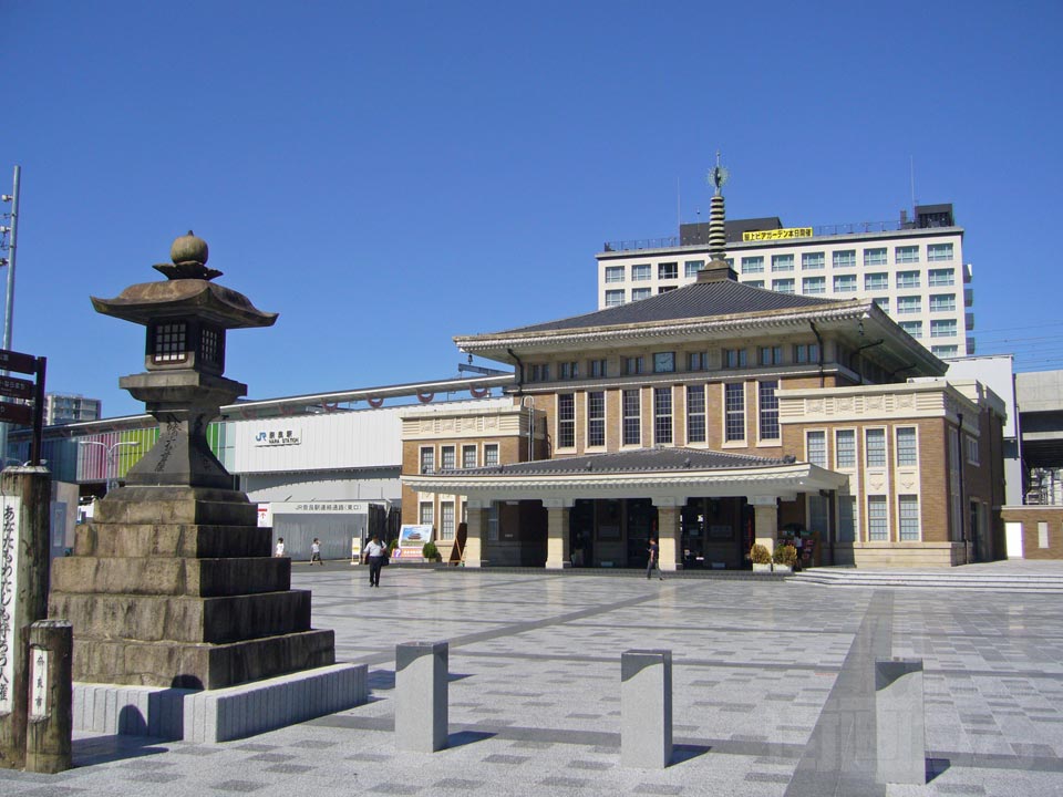 JR奈良駅東口