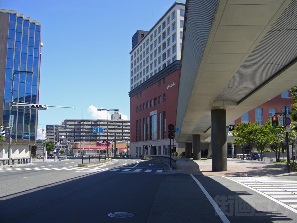JR奈良駅西口前