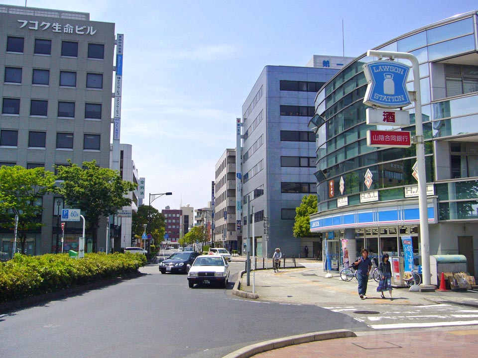 JR鳥取駅南口前