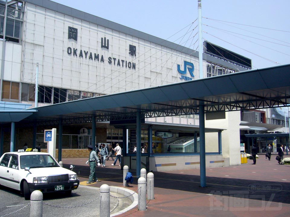 JR岡山駅東口前