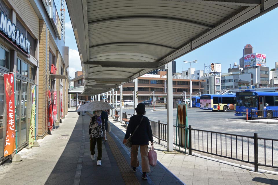 下関駅前バスターミナル