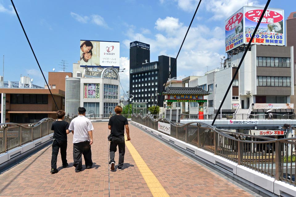 下関駅東口ペデストリアンデッキ