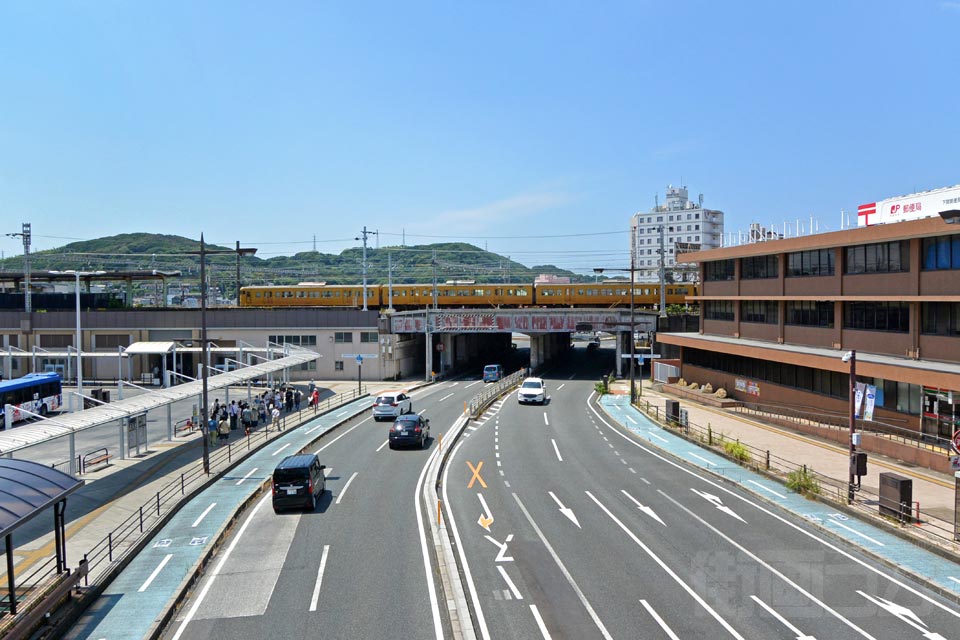 下関駅東口ペデストリアンデッキから西方面