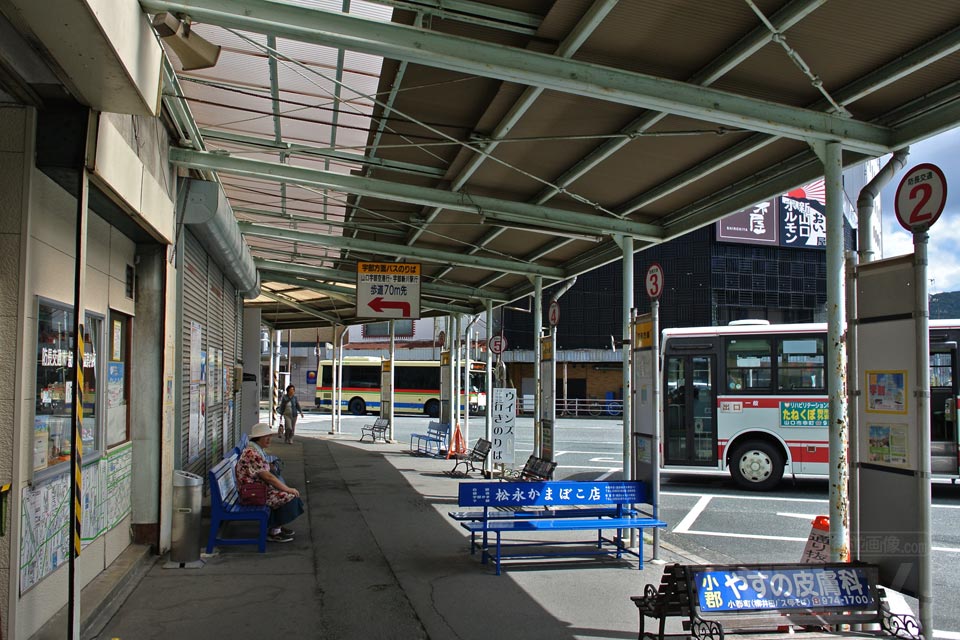 新山口駅新在来線口バス停写真画像