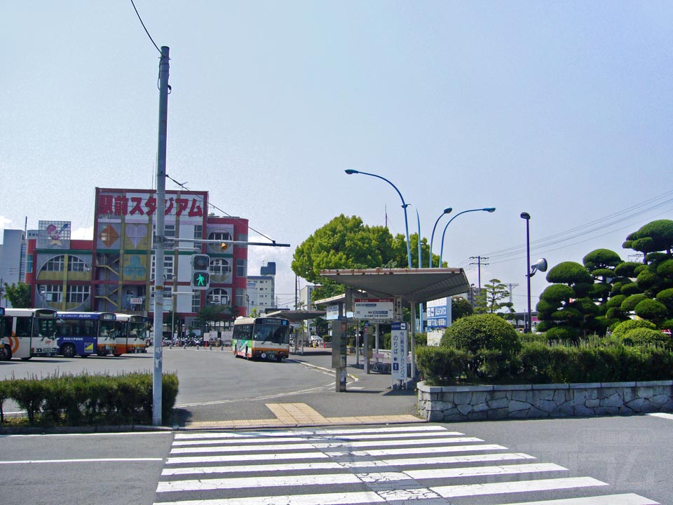 JR松山駅前