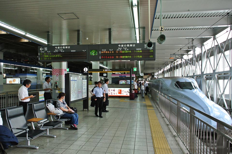JR博多駅(JR山陽新幹線)
