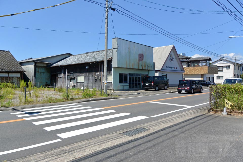 JR高橋駅前