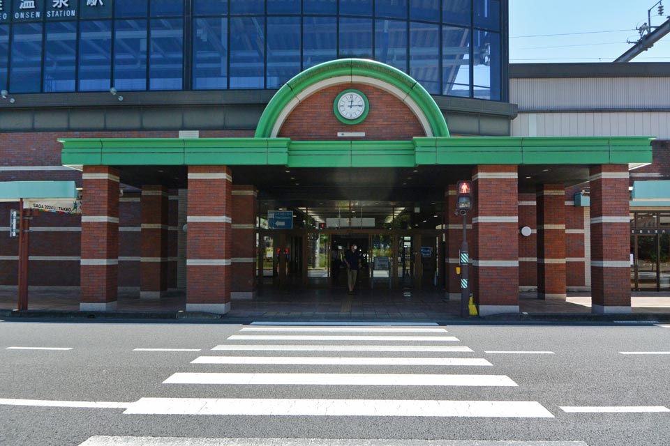 JR武雄温泉駅北口