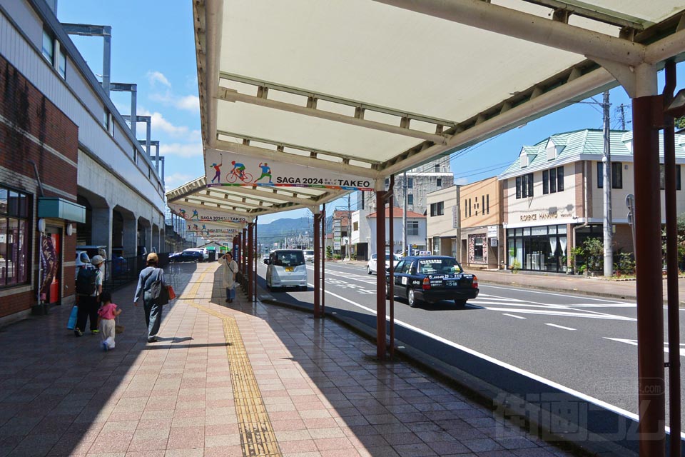 JR武雄温泉駅北口前