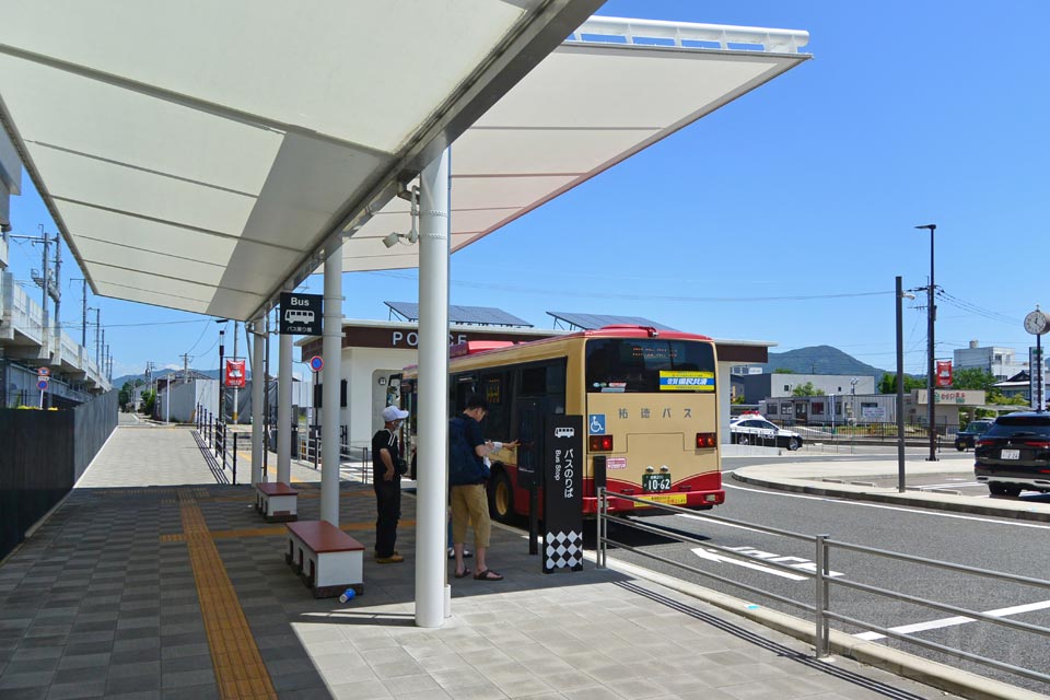 武雄温泉駅南口バス停