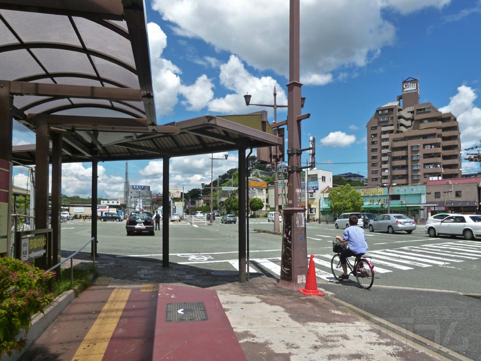 熊本市電上熊本駅前電停前写真画像