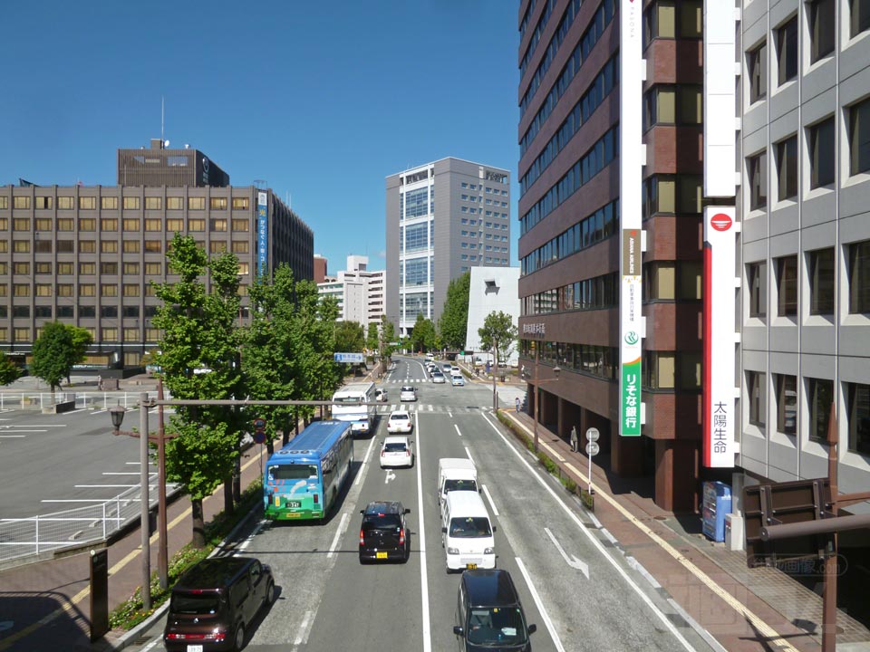 銀座通り歩道橋から桜町方面写真画像