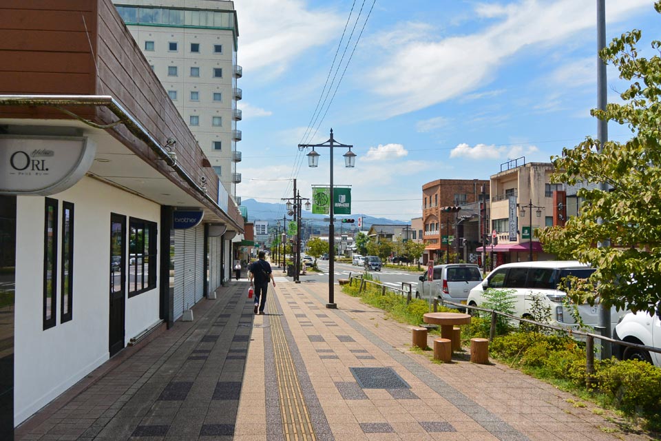 駅前通り商店街