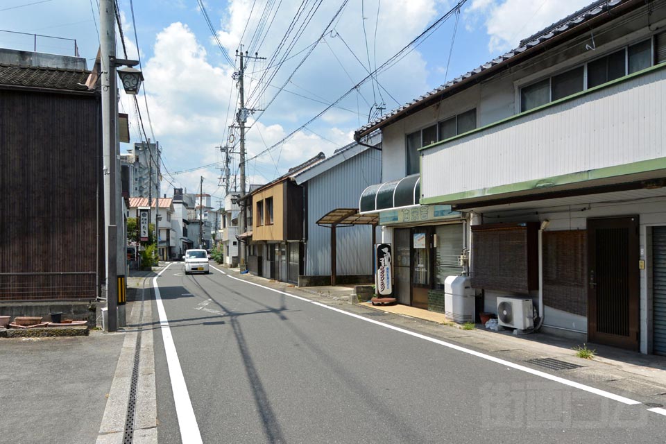 日田市川原町