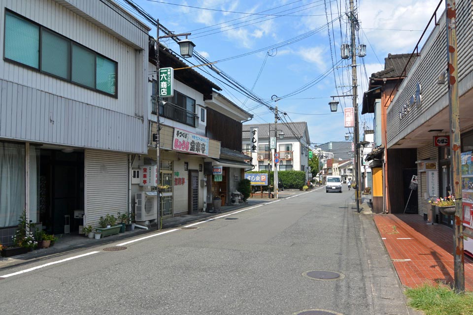 日田市亀山町