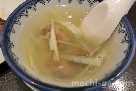仙台牛タン「利久」のテールスープ