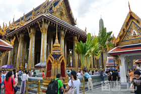 ワットプラケオ(エメラルド寺院)＆タイ王宮の行き方と見どころ