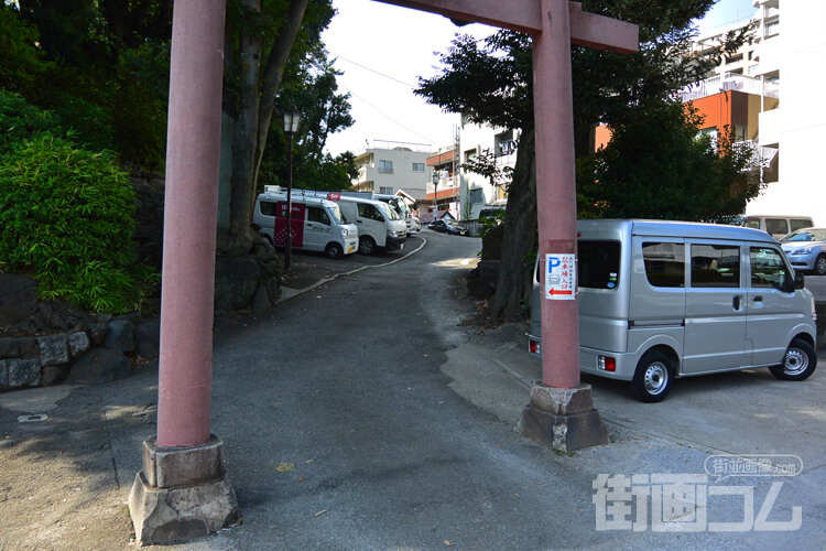 品川神社の駐車場
