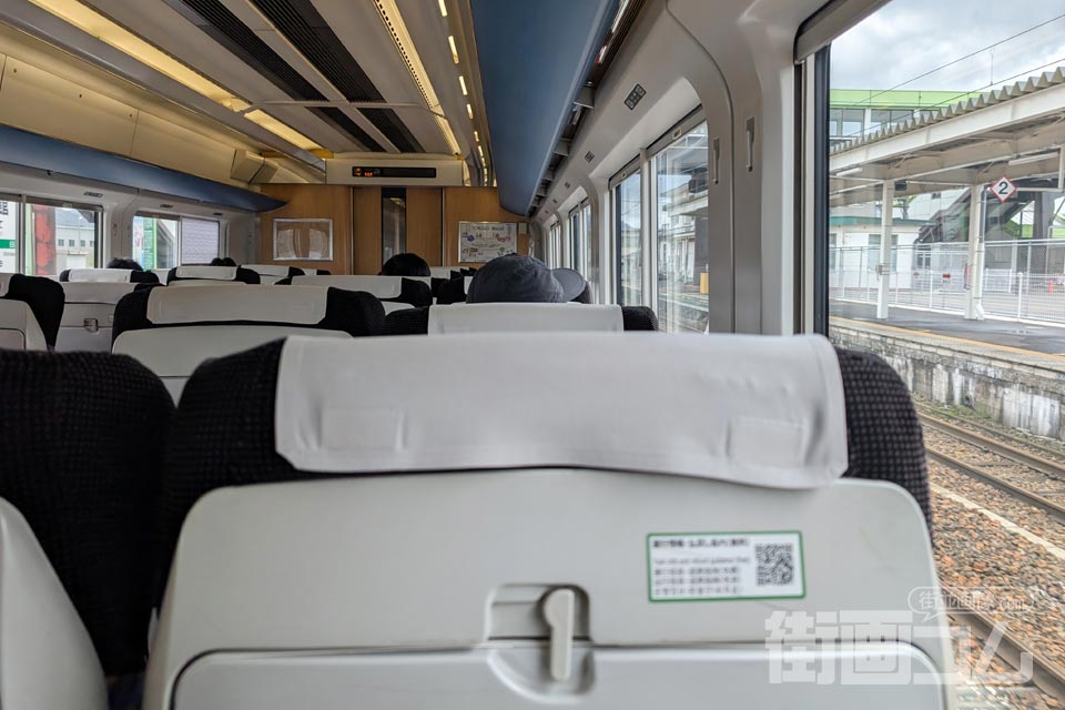 特急つがる自由席車内