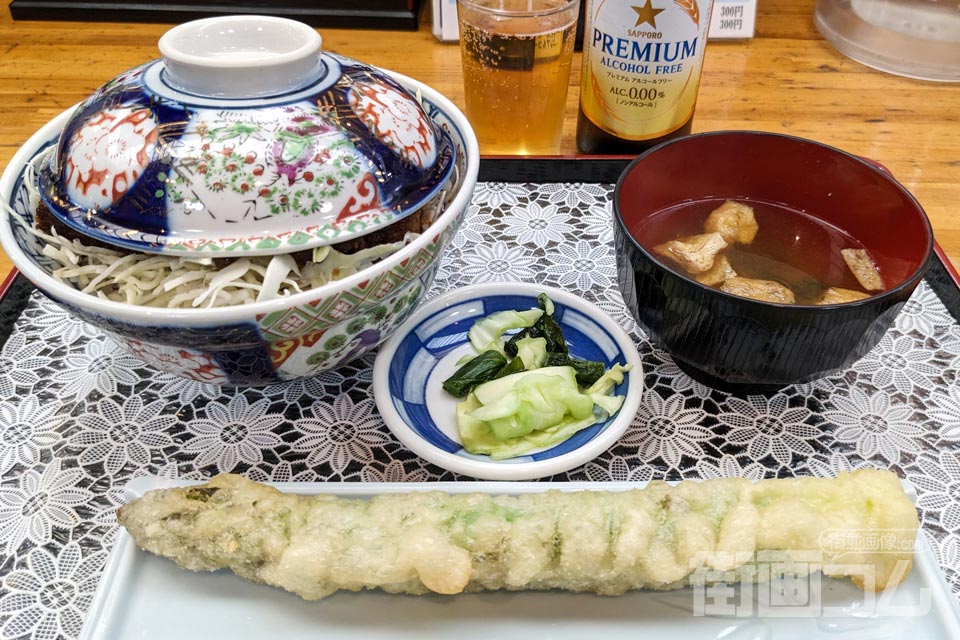 なかじま「キャベツソースカツ丼」