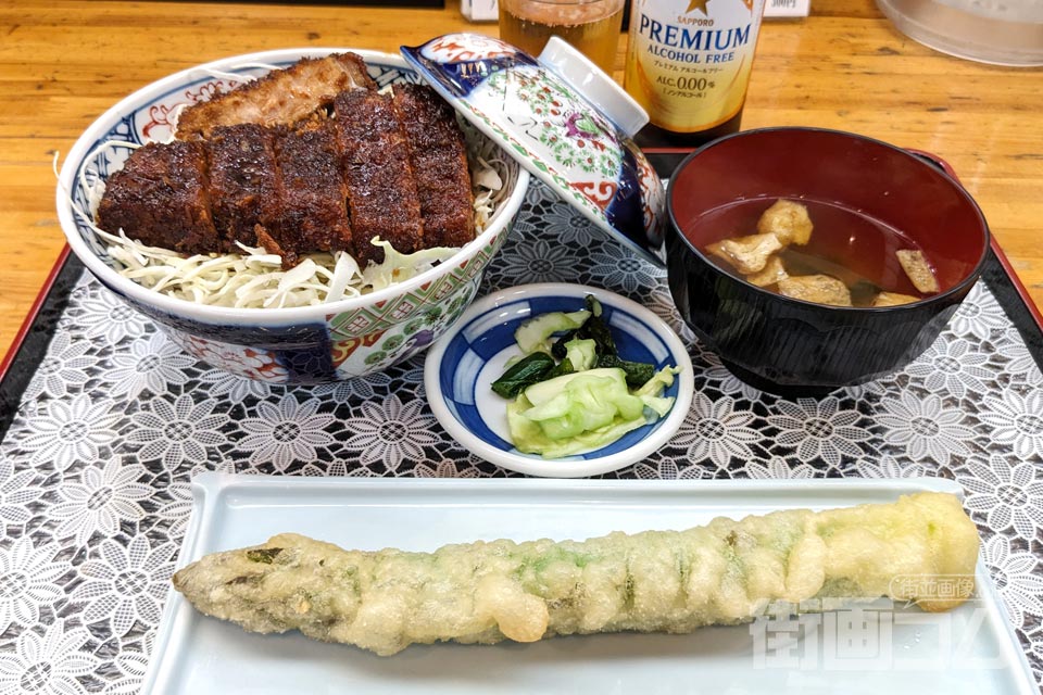 なかじま「キャベツソースカツ丼」