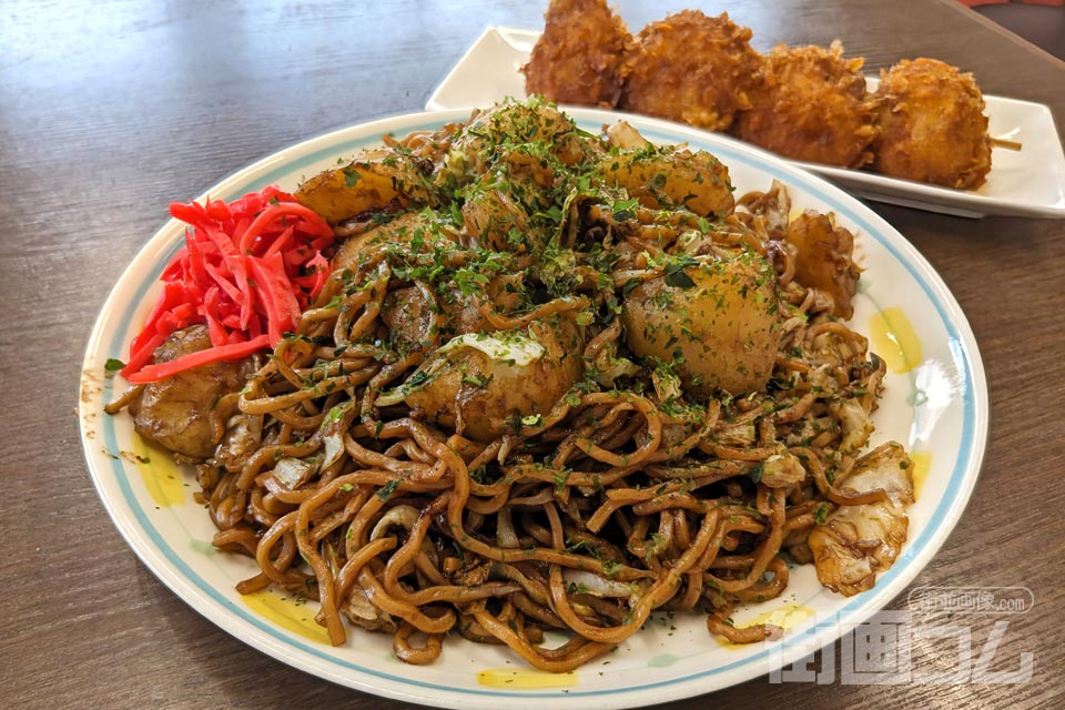 大豆生田商店「じゃがいも入り焼きそば（大盛り）」