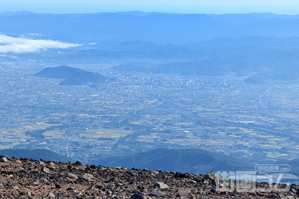 一切経山山頂から福島駅周辺