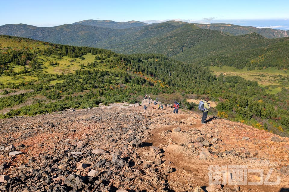 家形山登山道