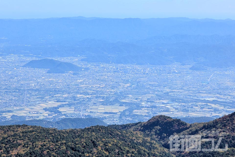 家形山山頂から福島市街