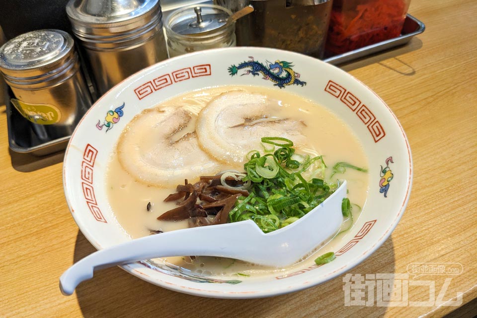 まるうまラーメンぷらっと博多No.1「白旨ラーメン」