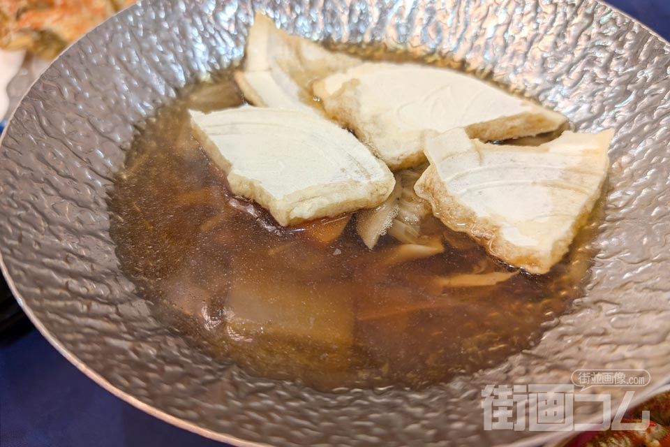 八戸の郷土料理「せんべい汁」