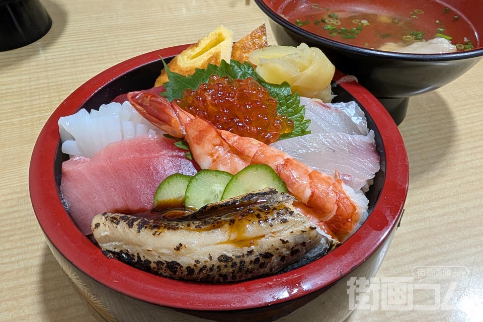 いち川「特上ちらし」