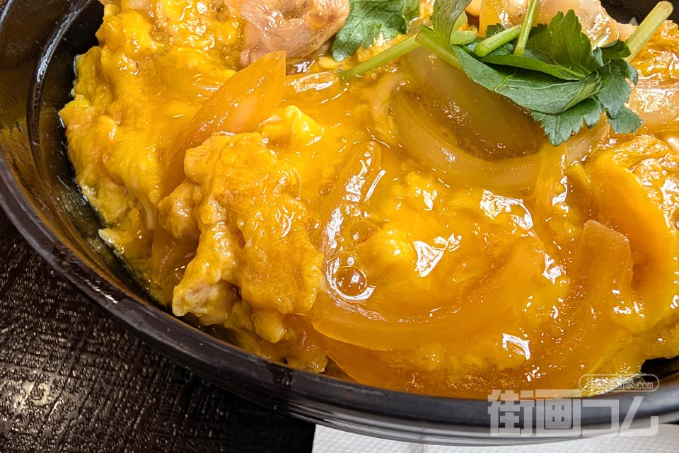 れすとらん比内どり「比内地鶏親子丼」