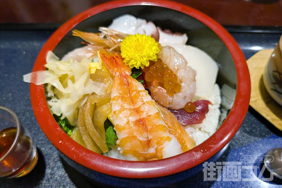 廣半「海鮮丼」