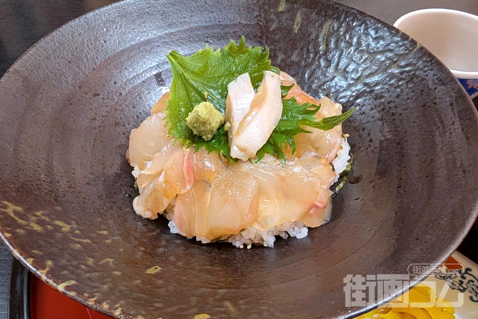 割烹水天閣「ヒラメの漬け丼」