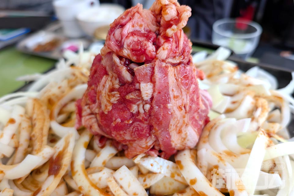 司「十和田バラ焼きランチ(牛)」