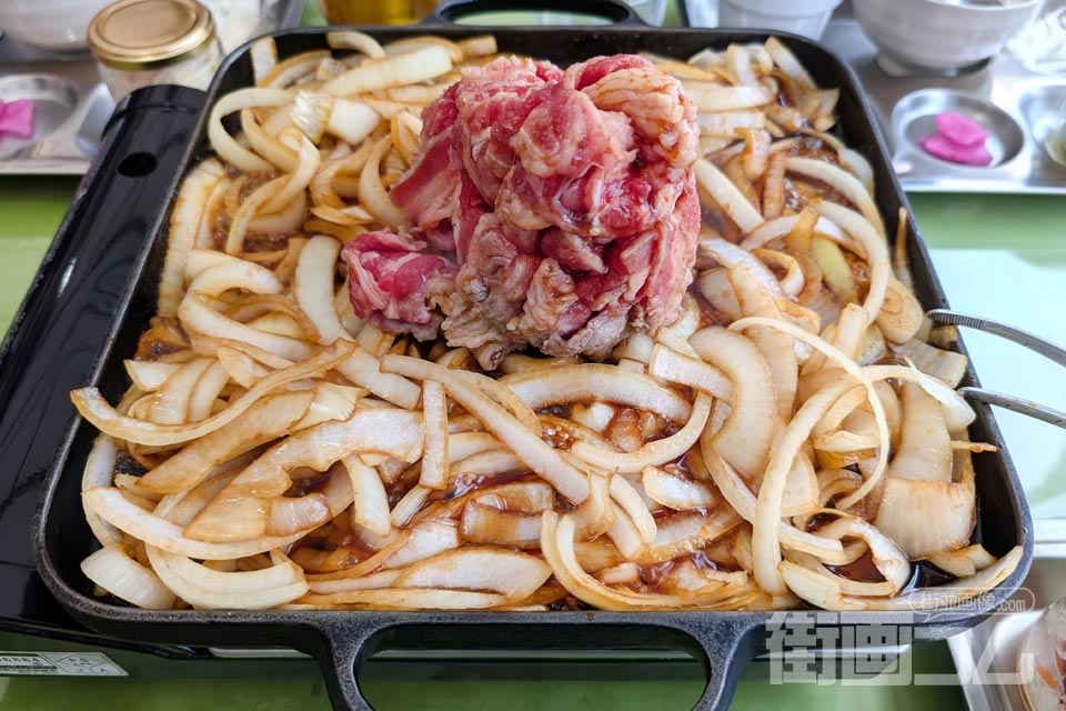 司「十和田バラ焼きランチ(牛)」