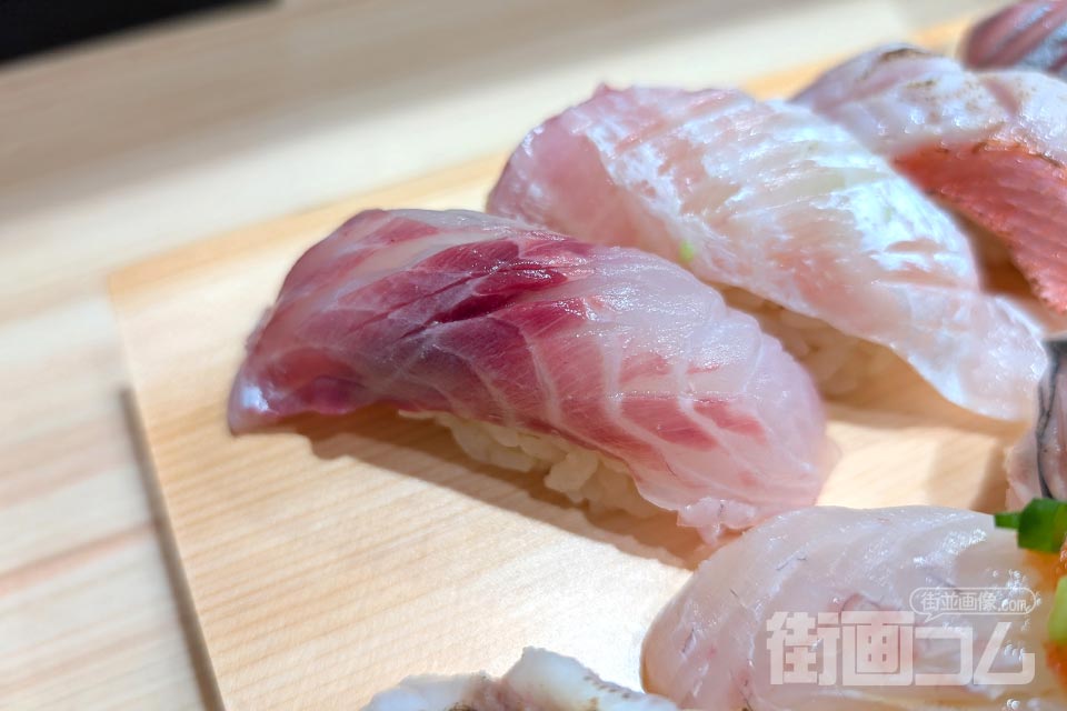 地魚にぎり八貫「いさき」
