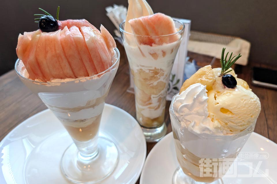 HanGing「桃パフェ(大)、桃パフェ(小)、桃サンデー」