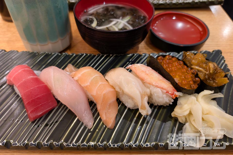 すず花「おまかせ6貫セット（上）」