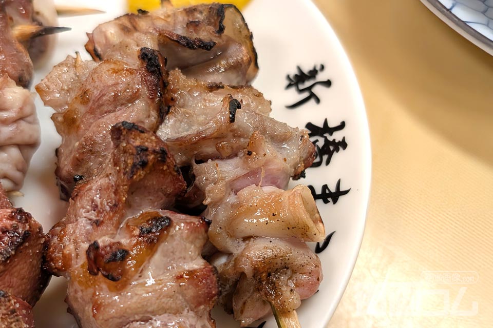 まこちゃん本店「やきとん：ナンコツ（気管）」