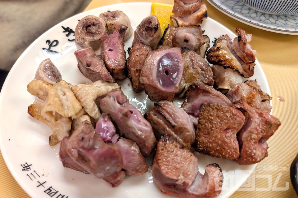 まこちゃん本店「やきとん盛合せ：7本（塩）」