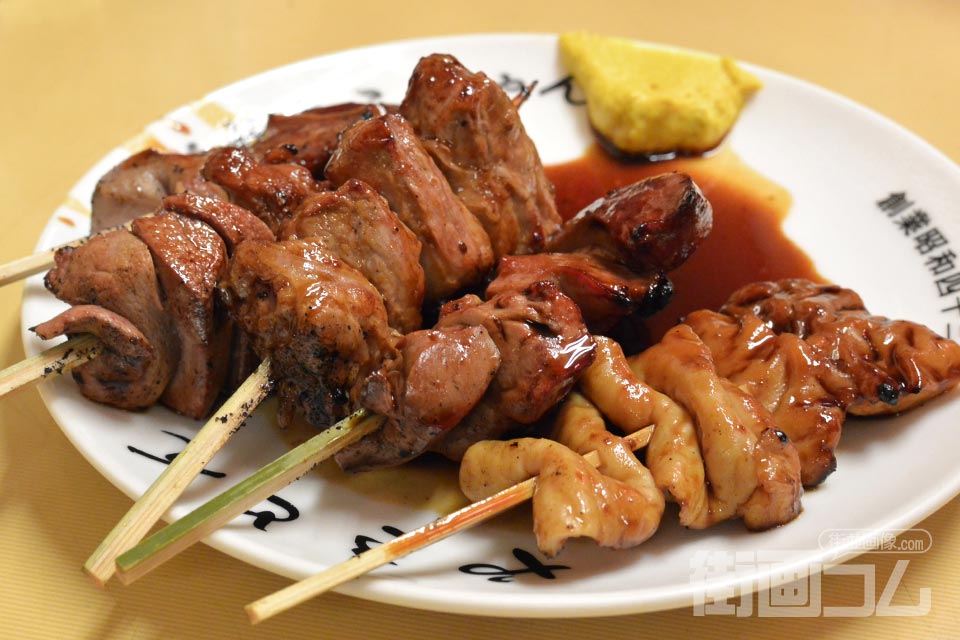 まこちゃん本店「やきとん盛合せ：5本（タレ）」