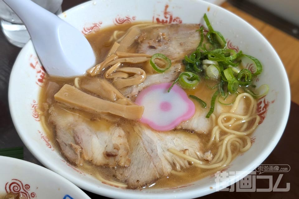 井出商店「特製中華そば」