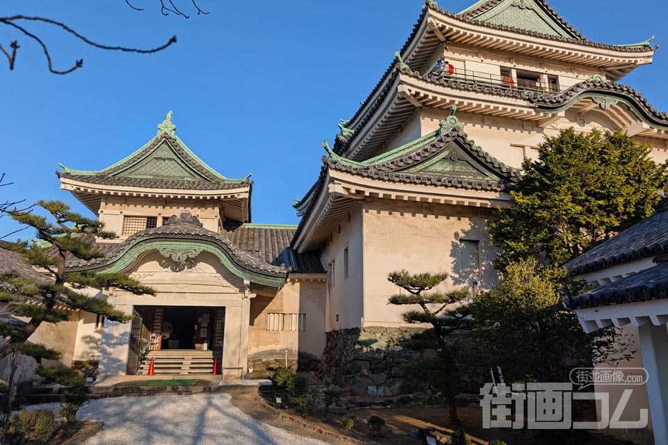 和歌山城連立式天守内から見る天守閣