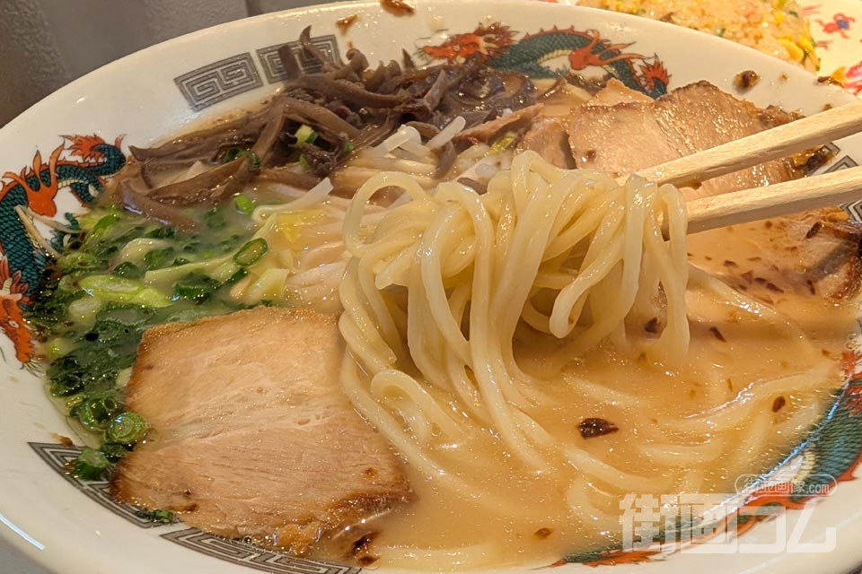 ラーメン(麺リフト)
