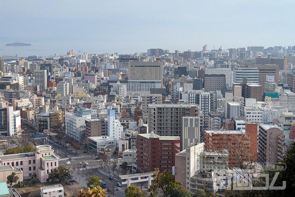 城山公園展望台から鹿児島市街（天文館方面アップ）（昼）