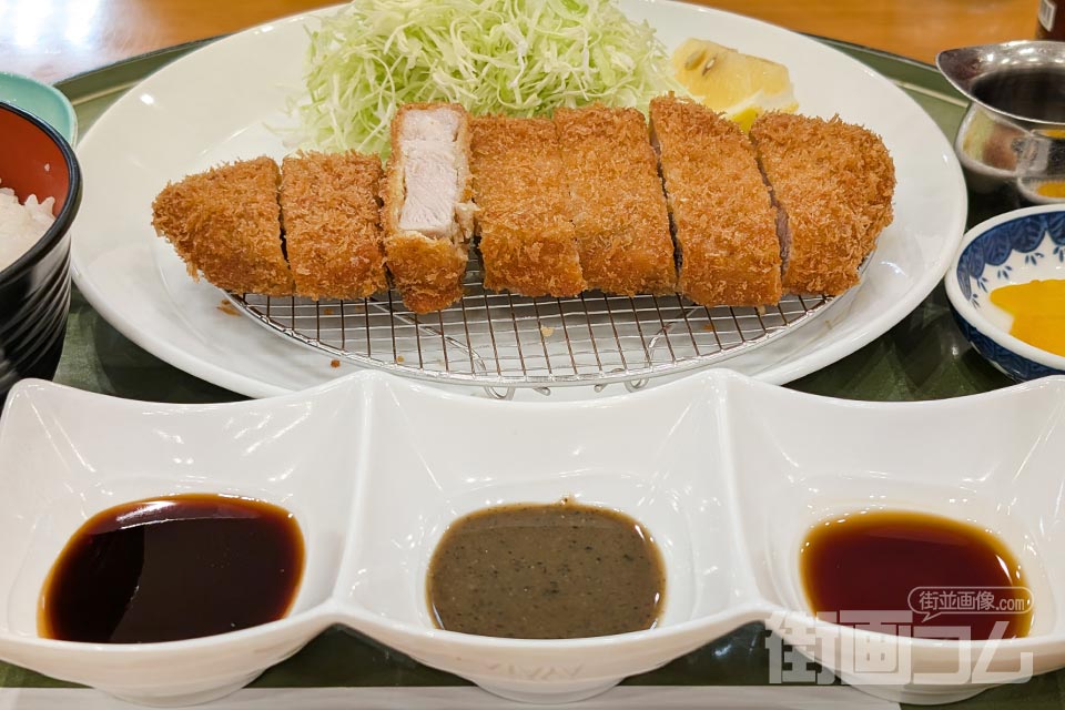 鹿児島空港であの川久の味!?帰る直前に山形屋食堂で黒豚とんかつ